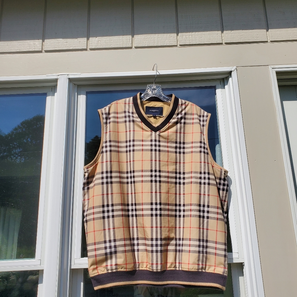 Burberry Vest Authentic